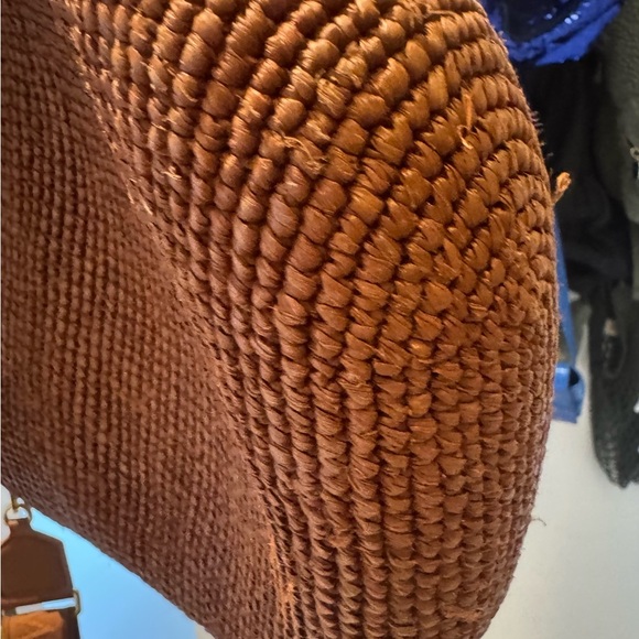 Loewe Woven raffia tote - Picture 6 of 7